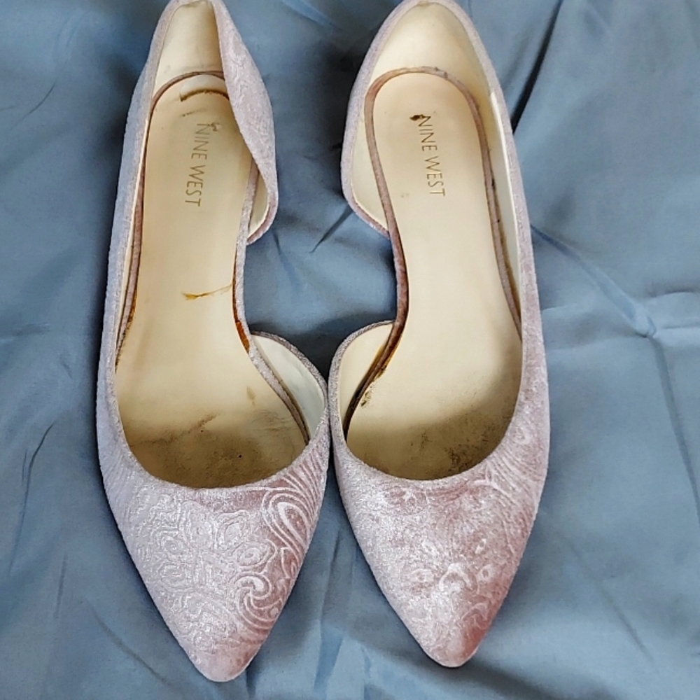 Nine West Suede Flats in dusty rose